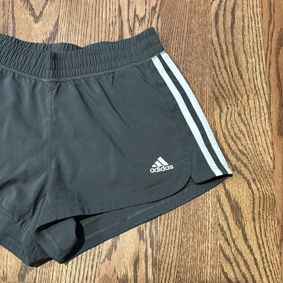 Women's XS Adidas shorts bundle EUC - Picture 10 of 14